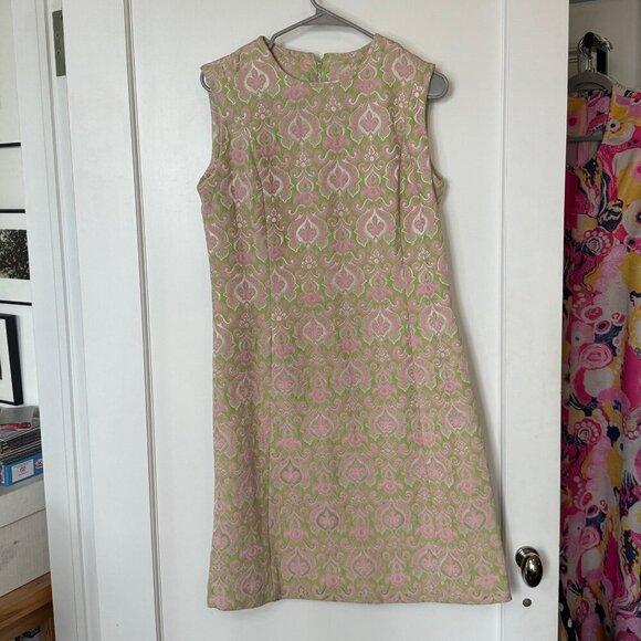 Dresses & Skirts - Stunning 60's Brocade Shift Dress